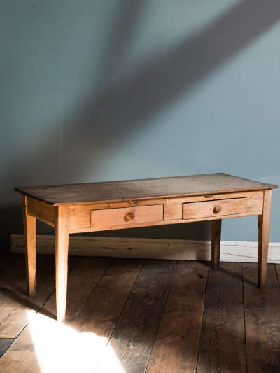 Sycamore Top Dairy Table
