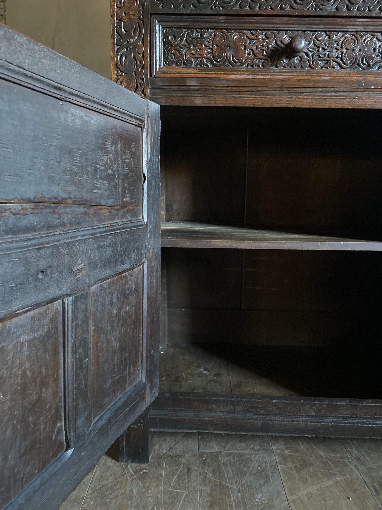 17thC Oak Court Cupboard (Sold) - Image 3
