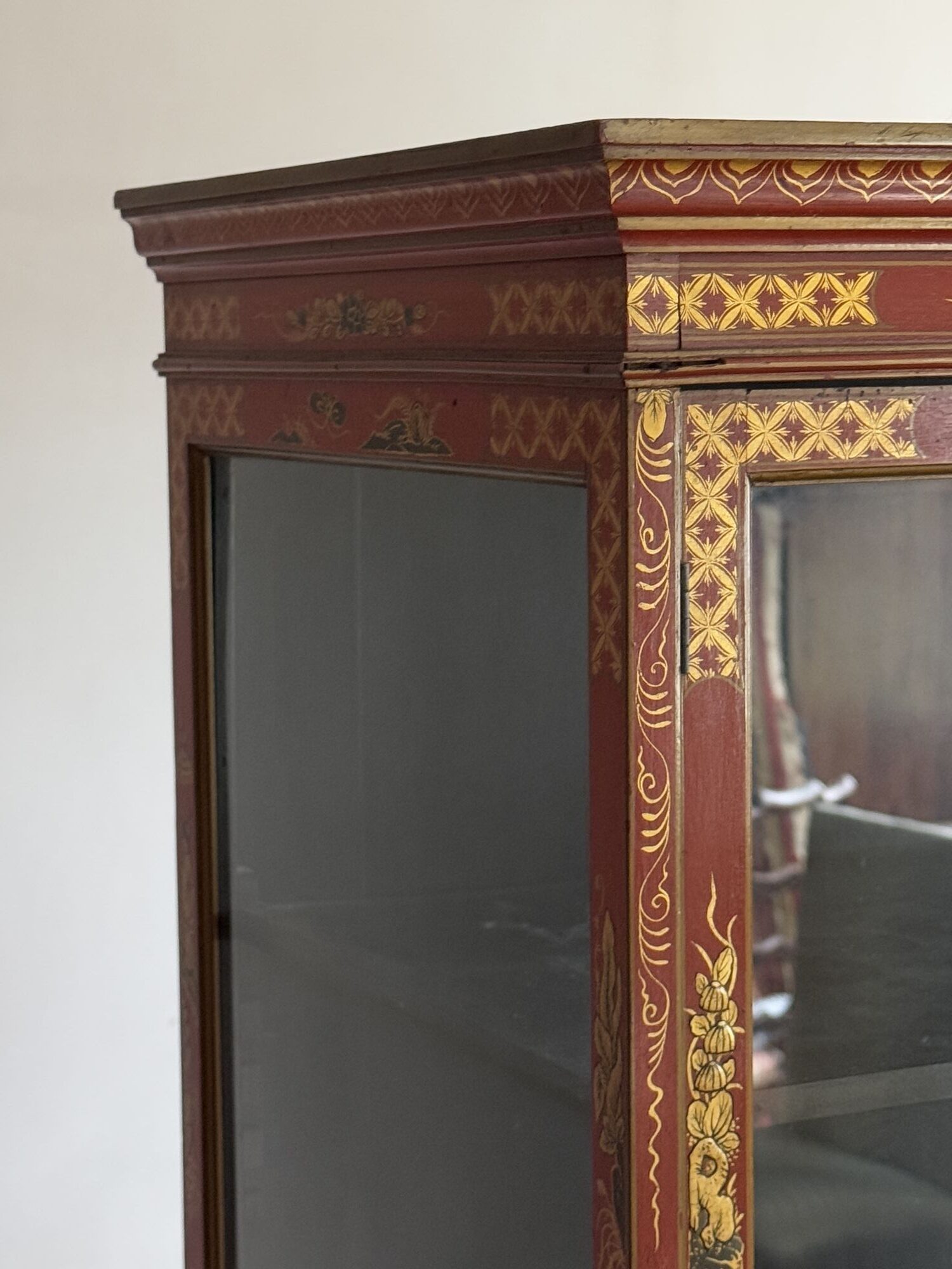 Red lacquered mahogany china cabinet (Sold) - Image 5